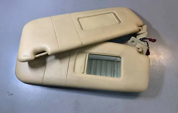 BMW 5 E60 E61 Sun visor 7069754 51167069754 51167069753