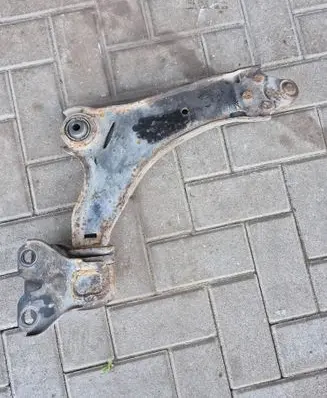 Volvo XC60 Front lower control arm/wishbone 8G9N3A053A T033A