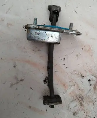 KIA Sportage Front door check strap stopper