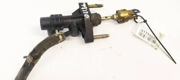 Toyota Yaris Clutch master cylinder 