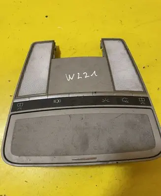 Mercedes-Benz S W221 Front seat light A2218708426 2218708426