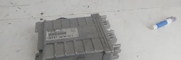 Volkswagen Sharan Engine control unit/module 4A0907404B 26SA2248 0261200868