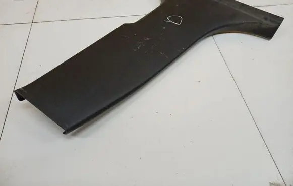 Skoda Octavia Mk2 (1Z) (B) pillar trim (top) 1Z0867282