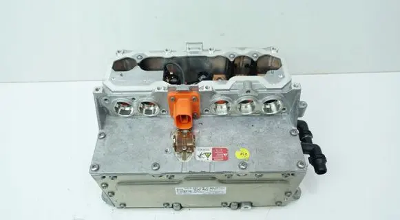 Volkswagen PASSAT B8 Voltage converter/converter module 5WA907070B