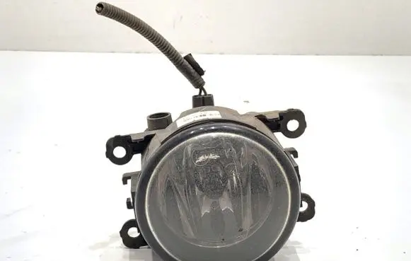 Dacia Duster II Front fog light 