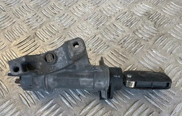 Audi A6 S6 C5 4B Ignition lock 4B0905851C