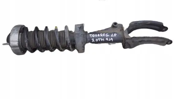 Volkswagen Touareg II Front shock absorber with coil spring