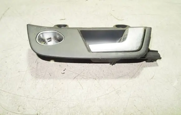 Audi A4 S4 B6 8E 8H Front door interior handle 8E1837020