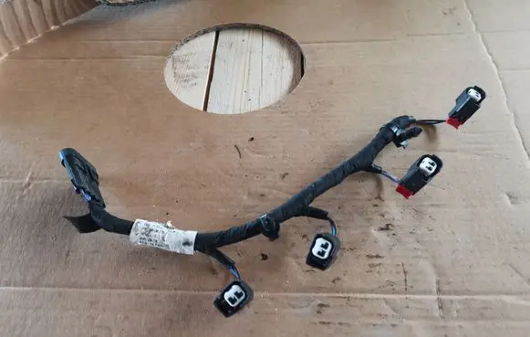 Fiat 500 Fuel injector wires 04892871AA