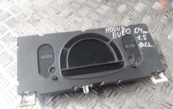 Renault Modus Speedometer (instrument cluster) 8200418023