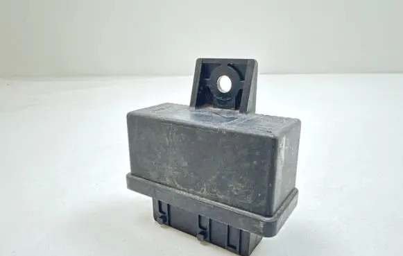Peugeot 207 Fuel injection pump control unit/module 240107