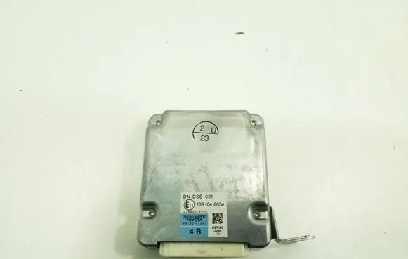 Toyota RAV 4 (XA40) Other control units/modules 8815042041