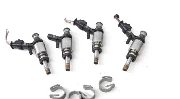 Audi A4 S4 B9 8W Fuel injectors set 06G906036S