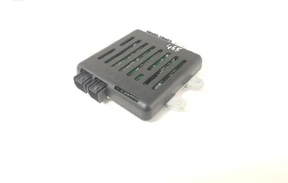 Tesla Model X USB control unit 1042829-00-F