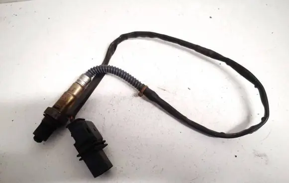 Skoda Octavia Mk2 (1Z) Lambda probe sensor 03g906262a 0281004042043