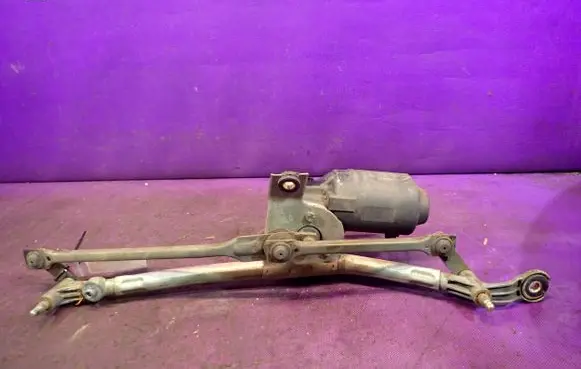 Fiat Punto (188) Front wiper linkage and motor