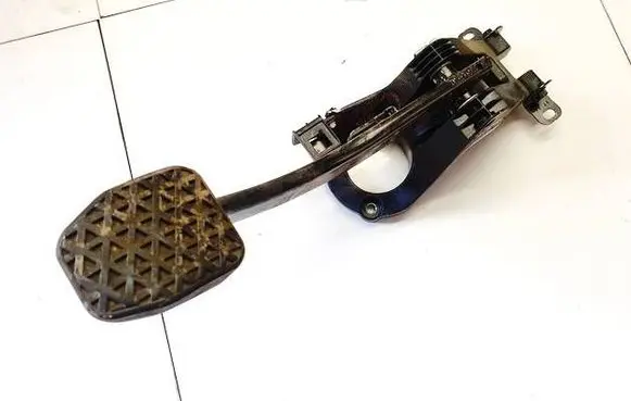 BMW i3 Brake pedal 175445103500 es6799926