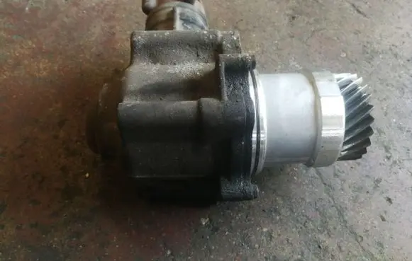 Gearbox transfer box case