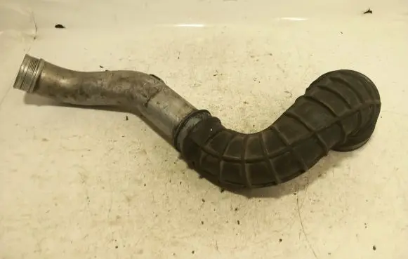 Volvo S60 Air intake hose/pipe 08634143