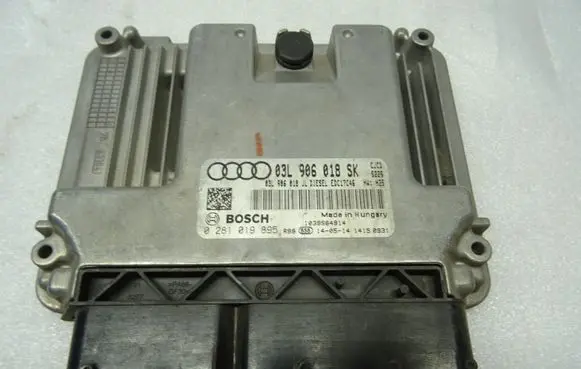 Audi A4 S4 B8 8K Engine control unit/module 03L906018SK