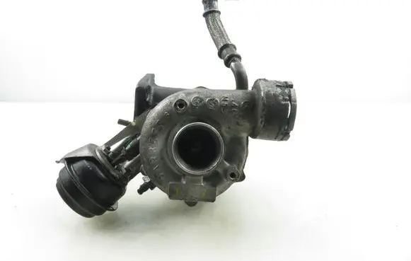 Volkswagen PASSAT B5.5 Turbo 038145702G