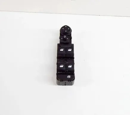 Peugeot 3008 II Electric window control switch 98248411ZD