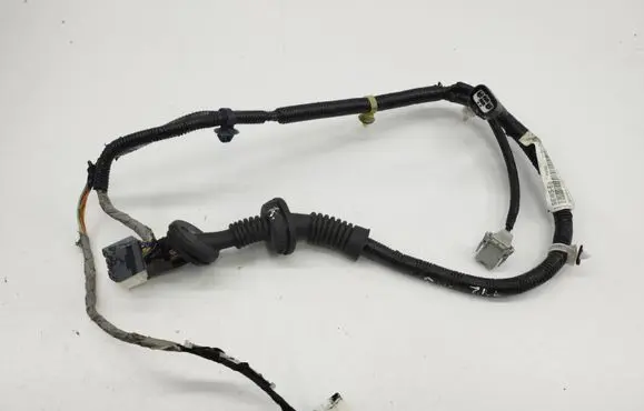 Honda CR-V Front door wiring loom 32754T1EE101