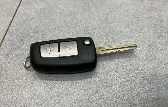 Nissan Pulsar Ignition key/card 