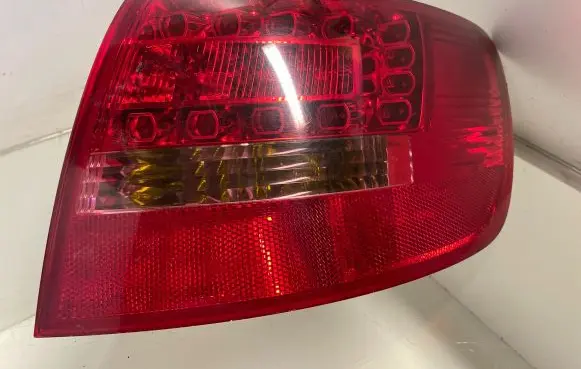 Audi A6 S6 C6 4F Rear/tail lights 89037056