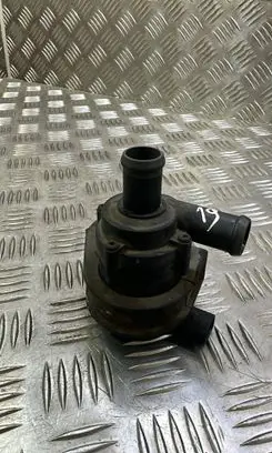 Volkswagen Scirocco Electric auxiliary coolant/water pump