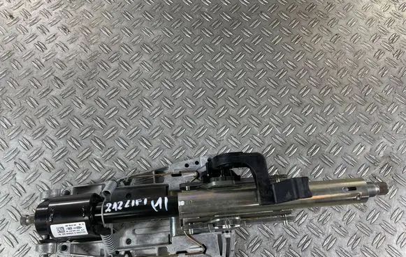 Mercedes-Benz E W212 Steering wheel axle A2184600016