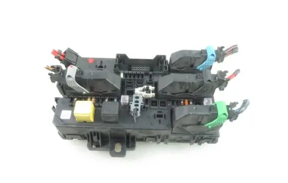 Opel Astra H Central body control module 13181278DP