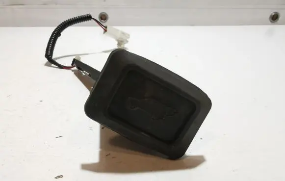 Lexus RX 300 Tailgate/boot open switch button 7183A4D