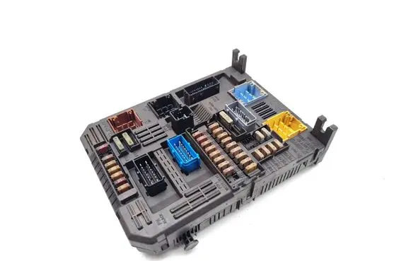 Opel Grandland X Fuse module 9846482980 1382240322