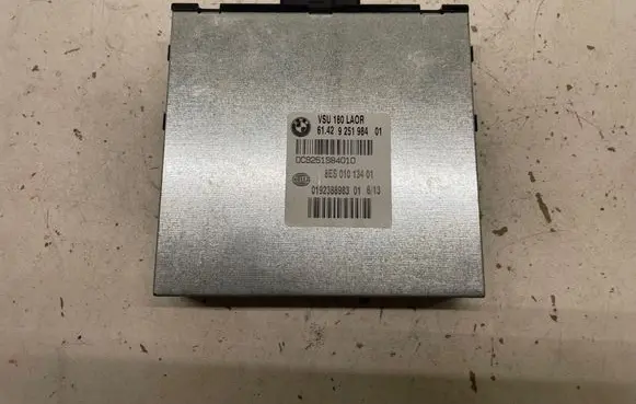 BMW 5 F10 F11 Voltage converter inverter 9251984 0192388983 8ES01013401