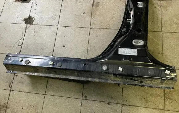 Honda CR-V Pillar (middle) 