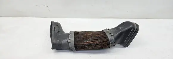 Mercedes-Benz E W212 Air intake duct part A6420945697