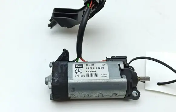 Chrysler 300 - 300C Steering column adjust motor A2205400288