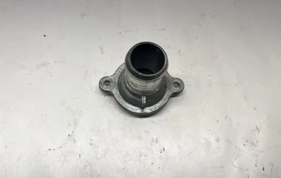 Ford Mustang VI Thermostat housing BR3E8K528AA