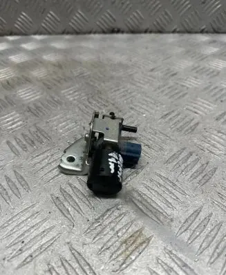 Toyota Avensis T270 Vacuum valve 9091012281