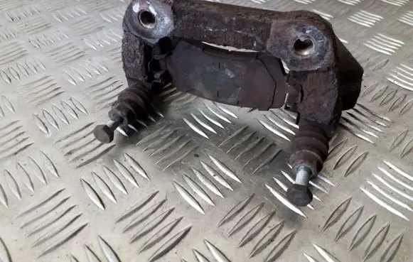 Volvo XC60 Brake caliper pad carrier rear 