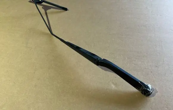 Nissan Juke I F15 Windshield/front glass wiper blade 1E1AS120 W000014867