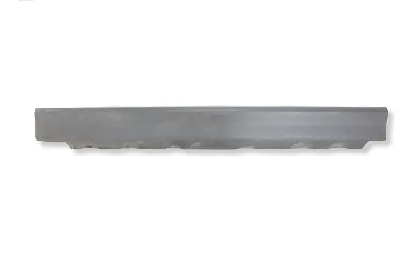 BMW X5 E53 Sill 8408705