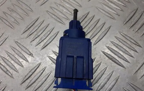 Skoda Fabia Mk1 (6Y) Brake pedal sensor switch 1J0927189E