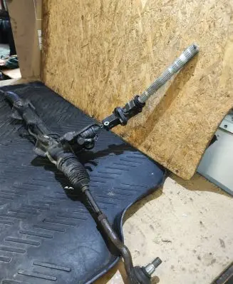 Mercedes-Benz E W210 Steering rack A2104602884 8401955102