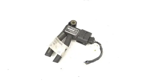 Tesla Model X Exhaust gas pressure sensor 0281002811 56044587AA