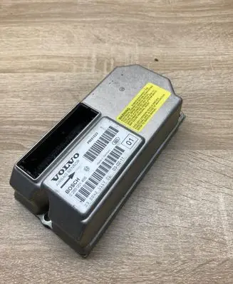 Volvo V70 Airbag control unit/module P8651523 0285001456