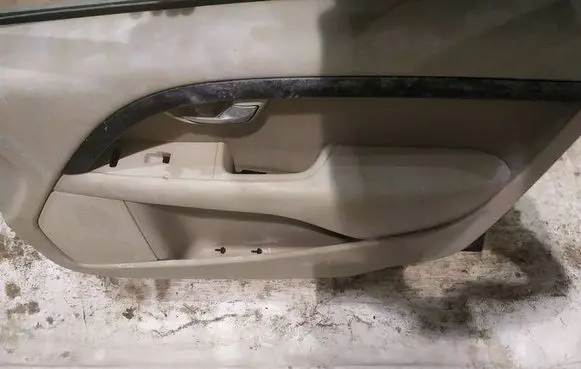 Volvo S80 Front door card panel trim 