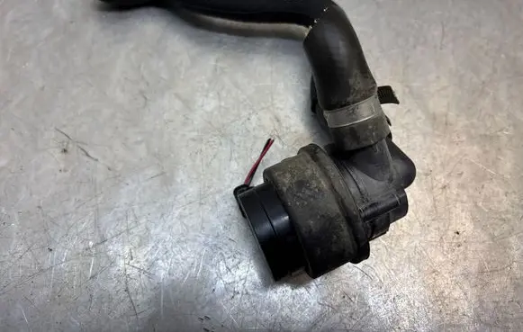 Volvo V60 Electric auxiliary coolant/water pump 
