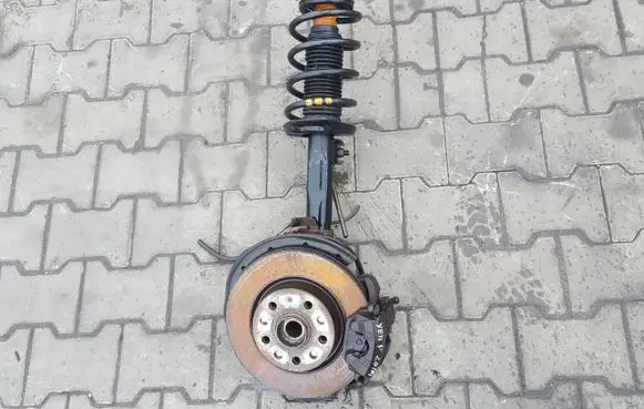 Skoda Yeti (5L) Front wheel hub spindle knuckle